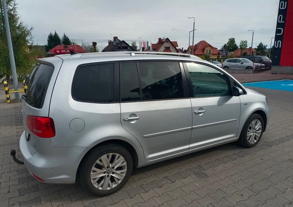 Volkswagen Touran cena 38000 przebieg: 205000, rok produkcji 2013 z Rumia małe 16